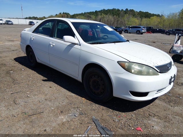 2005 TOYOTA CAMRY 4T1BE32K75U539964