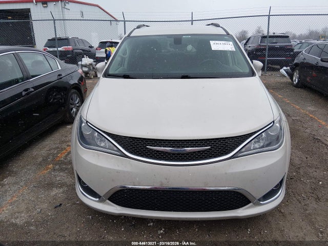 Aukcja sprzedaży 2017 Chrysler Pacifica Touring-l Plus, vin: 2C4RC1EG2HR616133, numer aukcji: 44613021