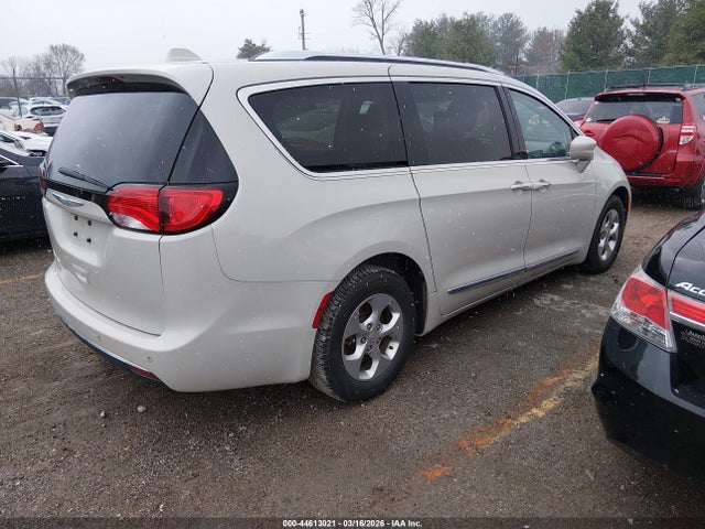 Aukcja sprzedaży 2017 Chrysler Pacifica Touring-l Plus, vin: 2C4RC1EG2HR616133, numer aukcji: 44613021