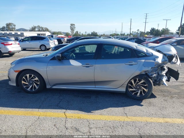 2HGFC2F75JH504933 Honda CIVIC EX