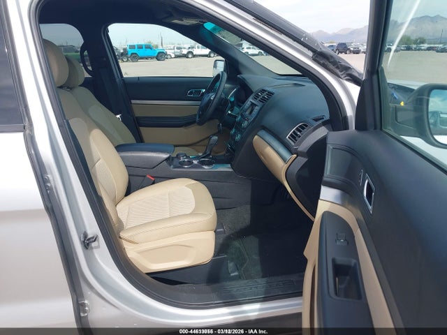 1FM5K8B83HGA18377 Ford Explorer