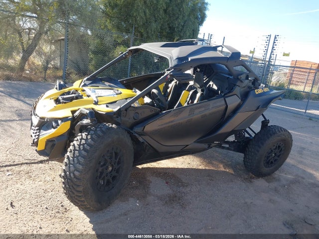 3JB8XAT24SE000047 Can-Am Maverick R X Rs
