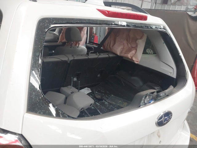 44613071 :رقم المزاد ، JF2SJABC3JH464262 vin ، 2018 Subaru Forester 2.5i مزاد بيع