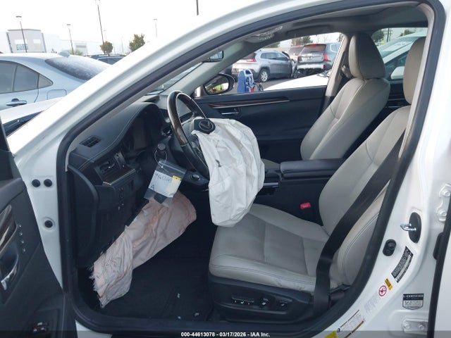 44613078 :رقم المزاد ، JTHBK1GG6E2112131 vin ، 2014 Lexus Es 350 مزاد بيع