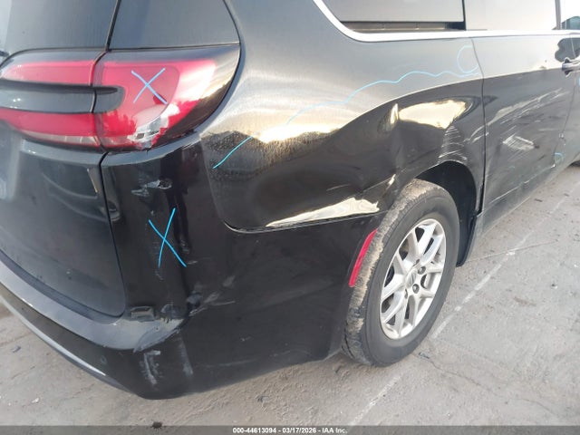 Продаж на аукціоні авто 2024 Chrysler Pacifica Touring L, vin: 2C4RC1BG9RR144275, номер лоту: 44613094