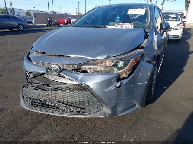 5YFEPMAE2MP160637 Toyota COROLLA LE
