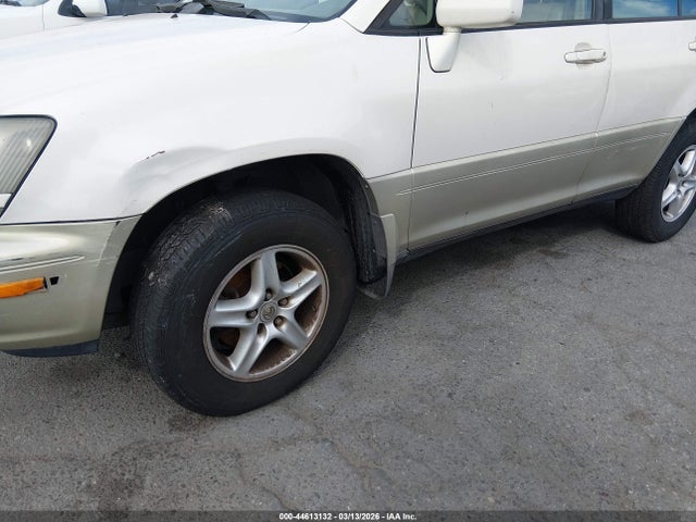 44613132 :رقم المزاد ، JT6HF10U7Y0118138 vin ، 2000 Lexus Rx 300 مزاد بيع
