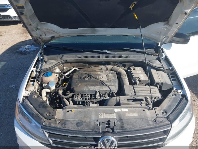 Продаж на аукціоні авто 2015 Volkswagen Jetta 1.8t Se, vin: 3VWD17AJ0FM220434, номер лоту: 44613172