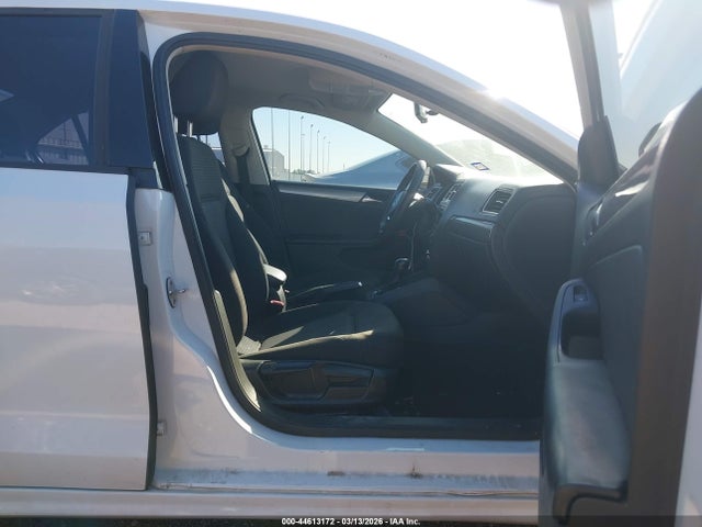 Продаж на аукціоні авто 2015 Volkswagen Jetta 1.8t Se, vin: 3VWD17AJ0FM220434, номер лоту: 44613172
