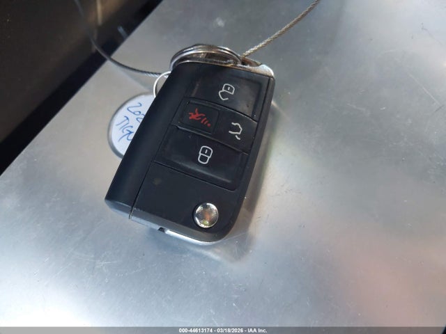 Продаж на аукціоні авто 2022 Volkswagen Tiguan 2.0t S, vin: 3VV1B7AX5NM040082, номер лоту: 44613174