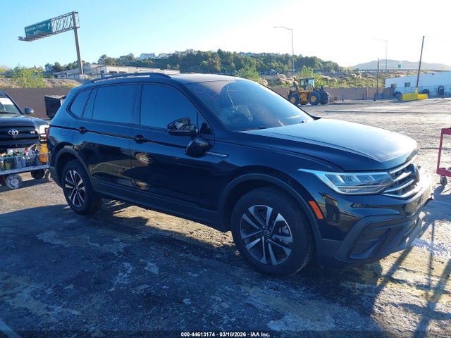 Продаж на аукціоні авто 2022 Volkswagen Tiguan 2.0t S, vin: 3VV1B7AX5NM040082, номер лоту: 44613174