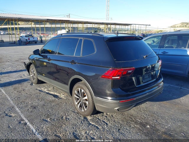 Продаж на аукціоні авто 2022 Volkswagen Tiguan 2.0t S, vin: 3VV1B7AX5NM040082, номер лоту: 44613174