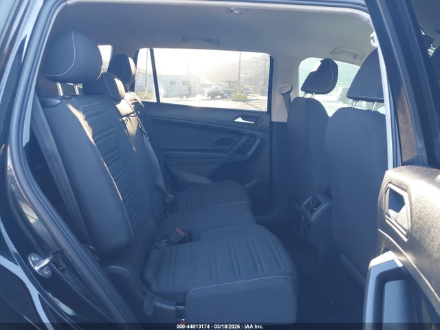 Продаж на аукціоні авто 2022 Volkswagen Tiguan 2.0t S, vin: 3VV1B7AX5NM040082, номер лоту: 44613174