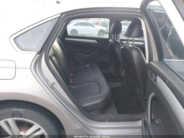 2012 Volkswagen Passat 2.0l Tdi Se მანქანა იყიდება აუქციონზე, vin: 1VWBN7A3XCC099180, აუქციონის ნომერი: 44613179