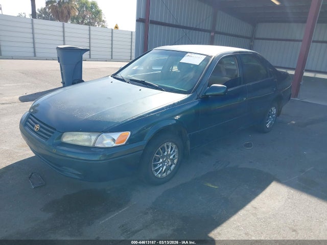 1998 TOYOTA CAMRY JT2BG22K8W0128700 Photo 1