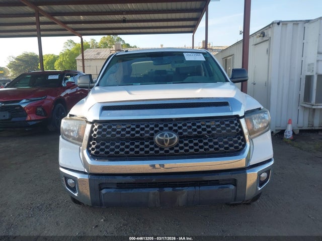 5TFEY5F11KX250482 Toyota Tundra Sr5 5.7l V8