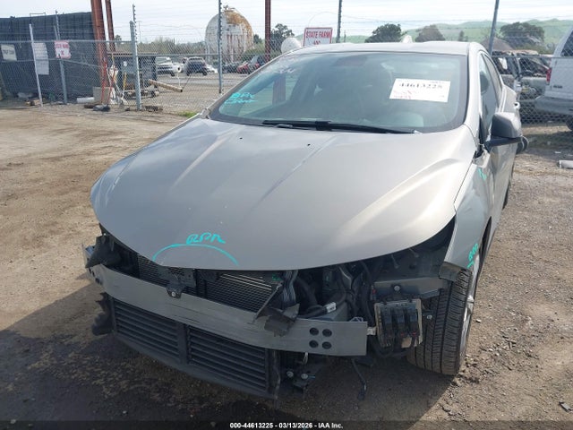 1G1RC6S53HU209935 Chevrolet VOLT LT