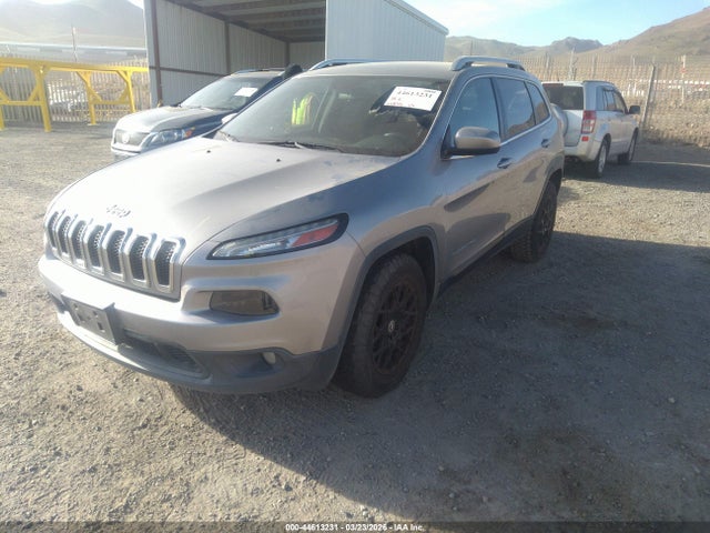 1C4PJMCB0EW274979 Jeep Cherokee Latitude