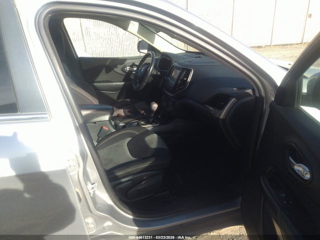 1C4PJMCB0EW274979 Jeep Cherokee Latitude