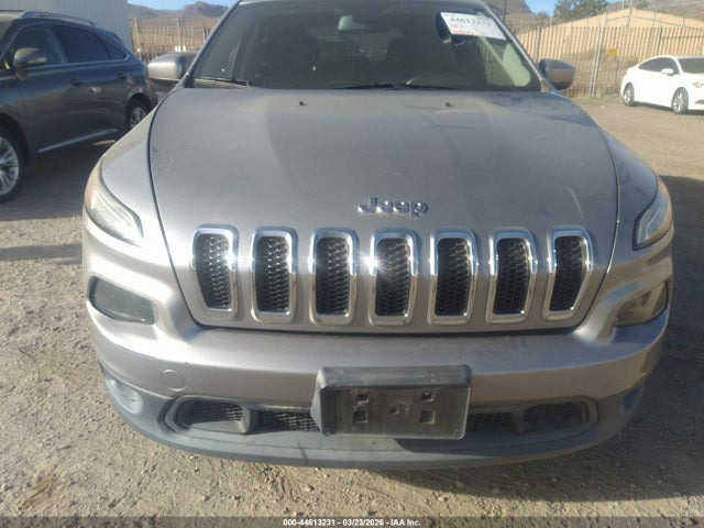 1C4PJMCB0EW274979 Jeep Cherokee Latitude