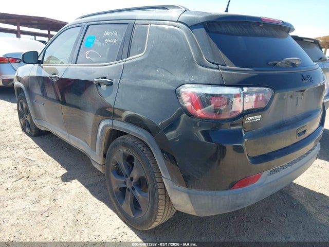 2019 JEEP COMPASS 3C4NJCBB6KT832600 Photo 2