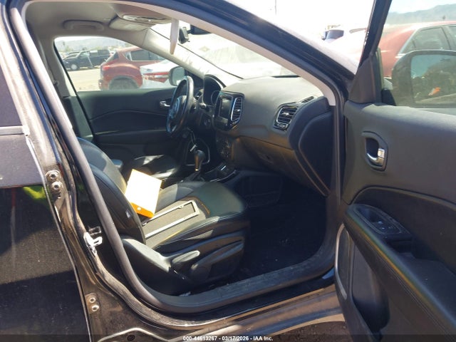 2019 JEEP COMPASS 3C4NJCBB6KT832600 Photo 4