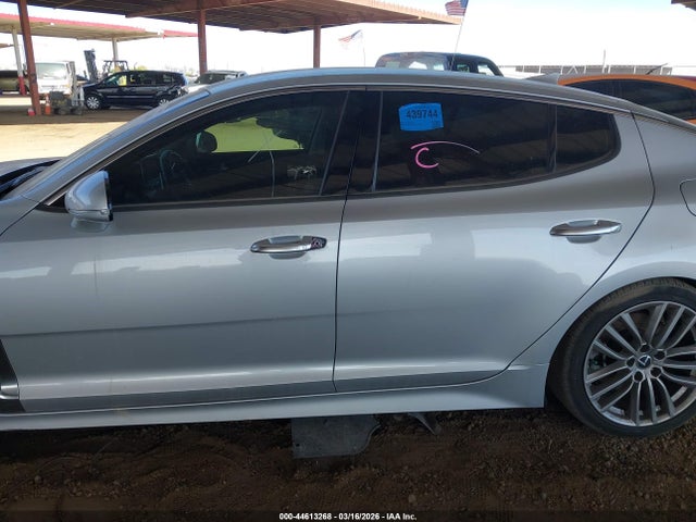 KIA Stinger 2018 KNAE15LA2J6011324 Image 14