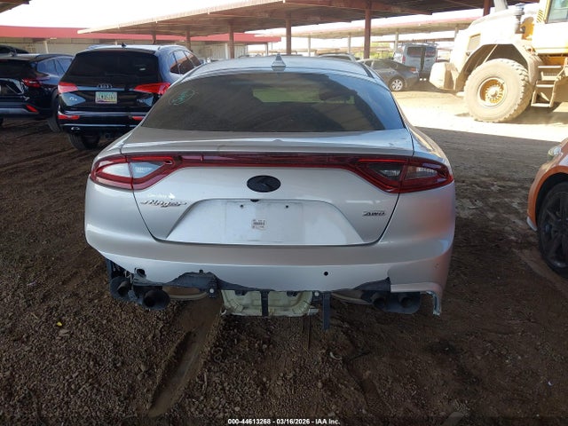 KIA Stinger 2018 KNAE15LA2J6011324 Image 16