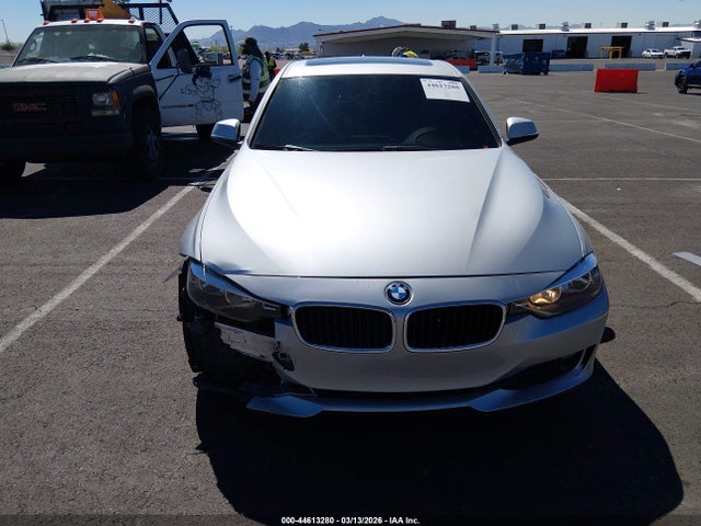 Продажа на аукционе авто 2014 Bmw 320i, vin: WBA3B1G59ENS77381, номер лота: 44613280
