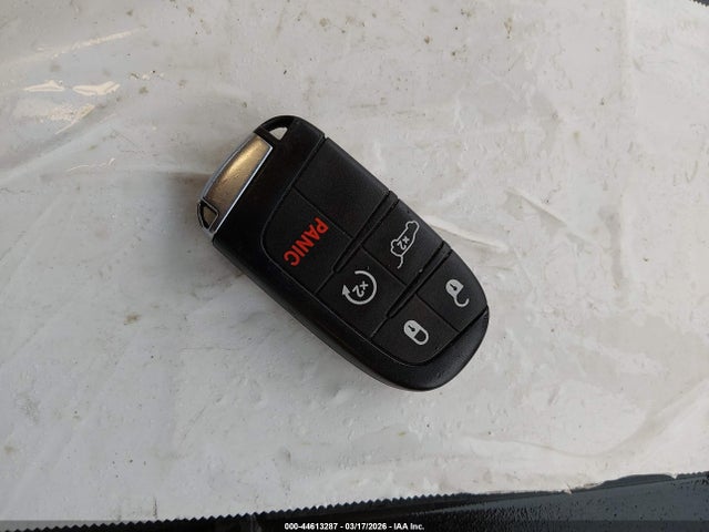 1C4RJFBG4JC398153 Jeep Grand Cherokee Limited