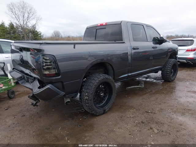 44613297 :رقم المزاد ، 3C6UR5CL3NG128107 vin ، 2022 Ram 2500 Tradesman  4x4 6'4 Box مزاد بيع