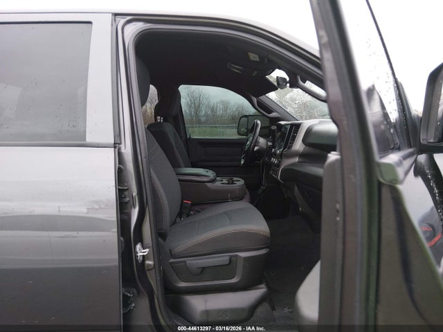 44613297 :رقم المزاد ، 3C6UR5CL3NG128107 vin ، 2022 Ram 2500 Tradesman  4x4 6'4 Box مزاد بيع
