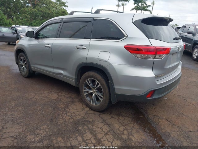 Toyota Highlander Le 2017 5TDZZRFH5HS196993 Image 3
