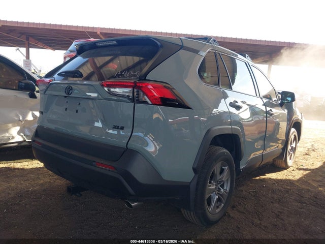 2023 TOYOTA RAV4 2T3W1RFV5PW297609 Photo 3