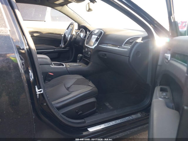 Aukcja sprzedaży 2013 Chrysler 300c, vin: 2C3CCAET9DH650481, numer aukcji: 44613309