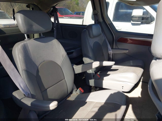 44613316 :رقم المزاد ، 2A8GP64L47R327365 vin ، 2007 Chrysler Town & Country Limited مزاد بيع