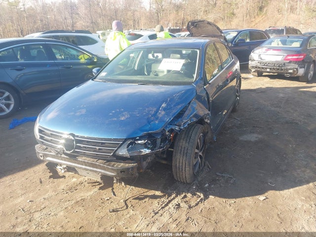 44613419 :رقم المزاد ، 3VWDB7AJ1HM303726 vin ، 2017 Volkswagen Jetta 1.4t Se مزاد بيع