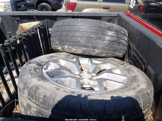 Auction sale of the 2018 Gmc Sierra 1500 Slt, vin: 3GTU2NEJ8JG641968, lot number: 44613435