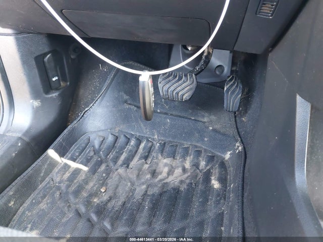 44613441 :رقم المزاد ، 5N1AT3BA2MC811513 vin ، 2021 Nissan Rogue Sv Fwd مزاد بيع