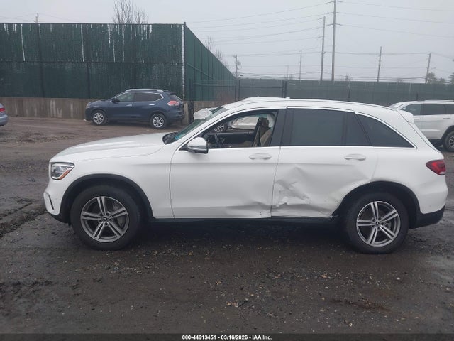 2022 Mercedes-benz Glc 300 4matic Suv მანქანა იყიდება აუქციონზე, vin: W1N0G8EB4NV365059, აუქციონის ნომერი: 44613451