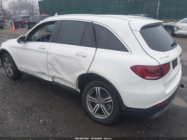 2022 Mercedes-benz Glc 300 4matic Suv მანქანა იყიდება აუქციონზე, vin: W1N0G8EB4NV365059, აუქციონის ნომერი: 44613451