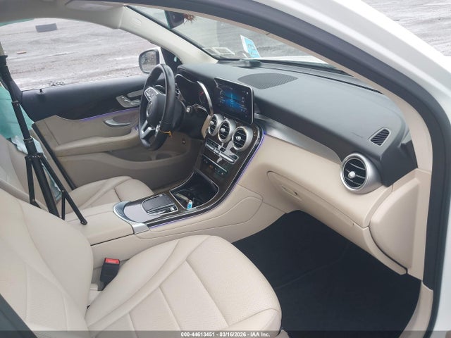 2022 Mercedes-benz Glc 300 4matic Suv მანქანა იყიდება აუქციონზე, vin: W1N0G8EB4NV365059, აუქციონის ნომერი: 44613451
