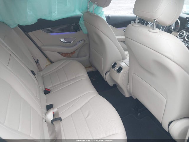 2022 Mercedes-benz Glc 300 4matic Suv მანქანა იყიდება აუქციონზე, vin: W1N0G8EB4NV365059, აუქციონის ნომერი: 44613451