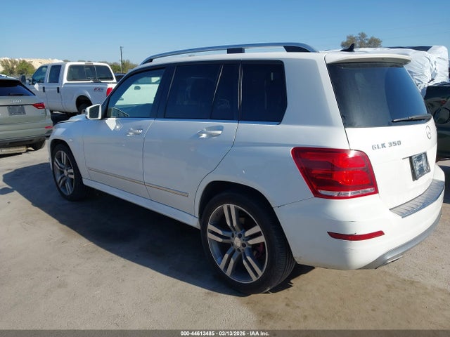 2014 MERCEDES-BENZ GLK 350 WDCGG8JB4EG277557 Photo 2