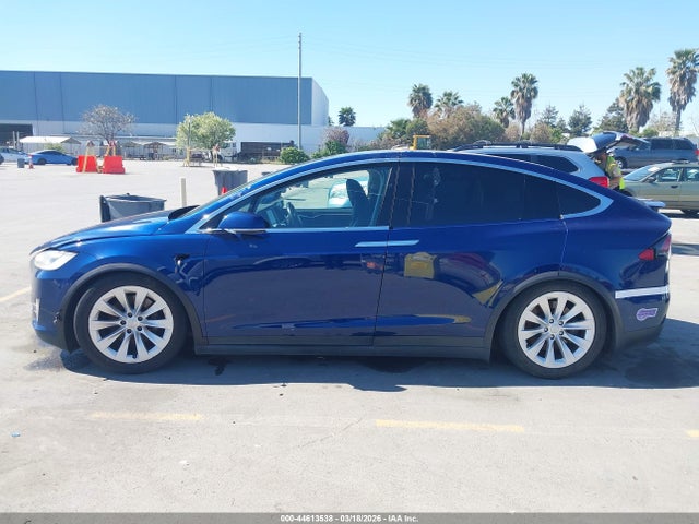 5YJXCAE21HF061196 Tesla Model X 100d/75d/90d