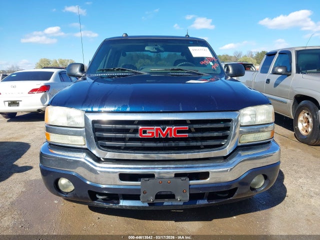 44613542 :رقم المزاد ، 2GTEC13T451192303 vin ، 2005 Gmc Sierra 1500 Sle مزاد بيع