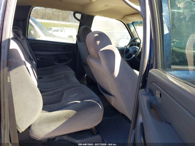 44613542 :رقم المزاد ، 2GTEC13T451192303 vin ، 2005 Gmc Sierra 1500 Sle مزاد بيع