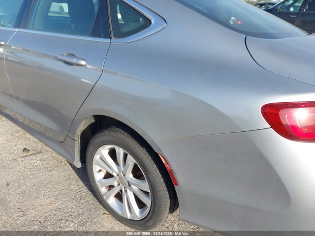Aukcja sprzedaży 2015 Chrysler 200 Limited, vin: 1C3CCCAB1FN680254, numer aukcji: 44613558