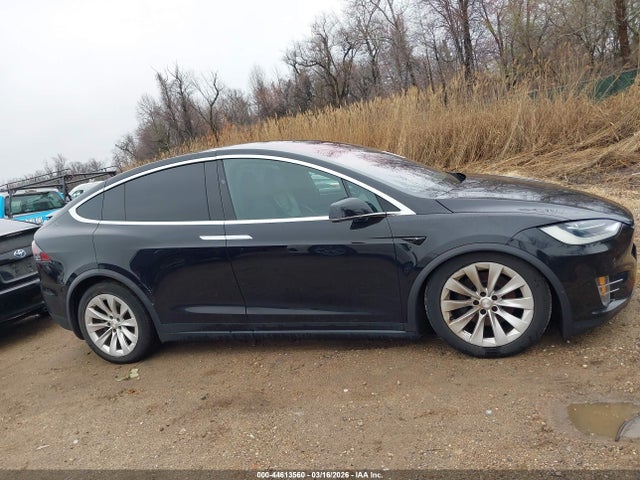 Aukcja sprzedaży 2016 Tesla Model X 60d/70d/75d/90d, vin: 5YJXCDE20GF030909, numer aukcji: 44613560