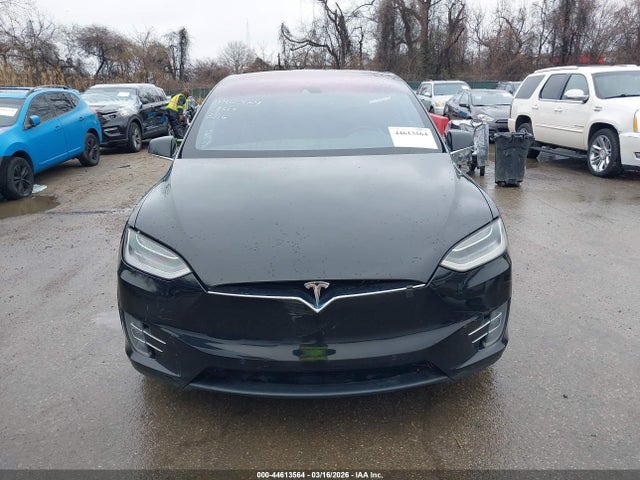 44613564 :رقم المزاد ، 5YJXCBE26GF022396 vin ، 2016 Tesla Model X 60d/70d/75d/90d/p100d مزاد بيع